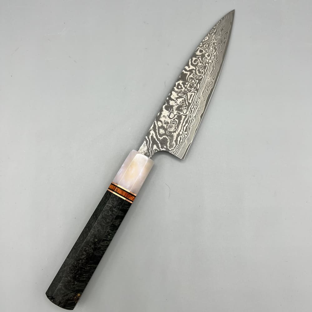 Takeshi Saji SG2 black damascus petty 130mm EN whole knife